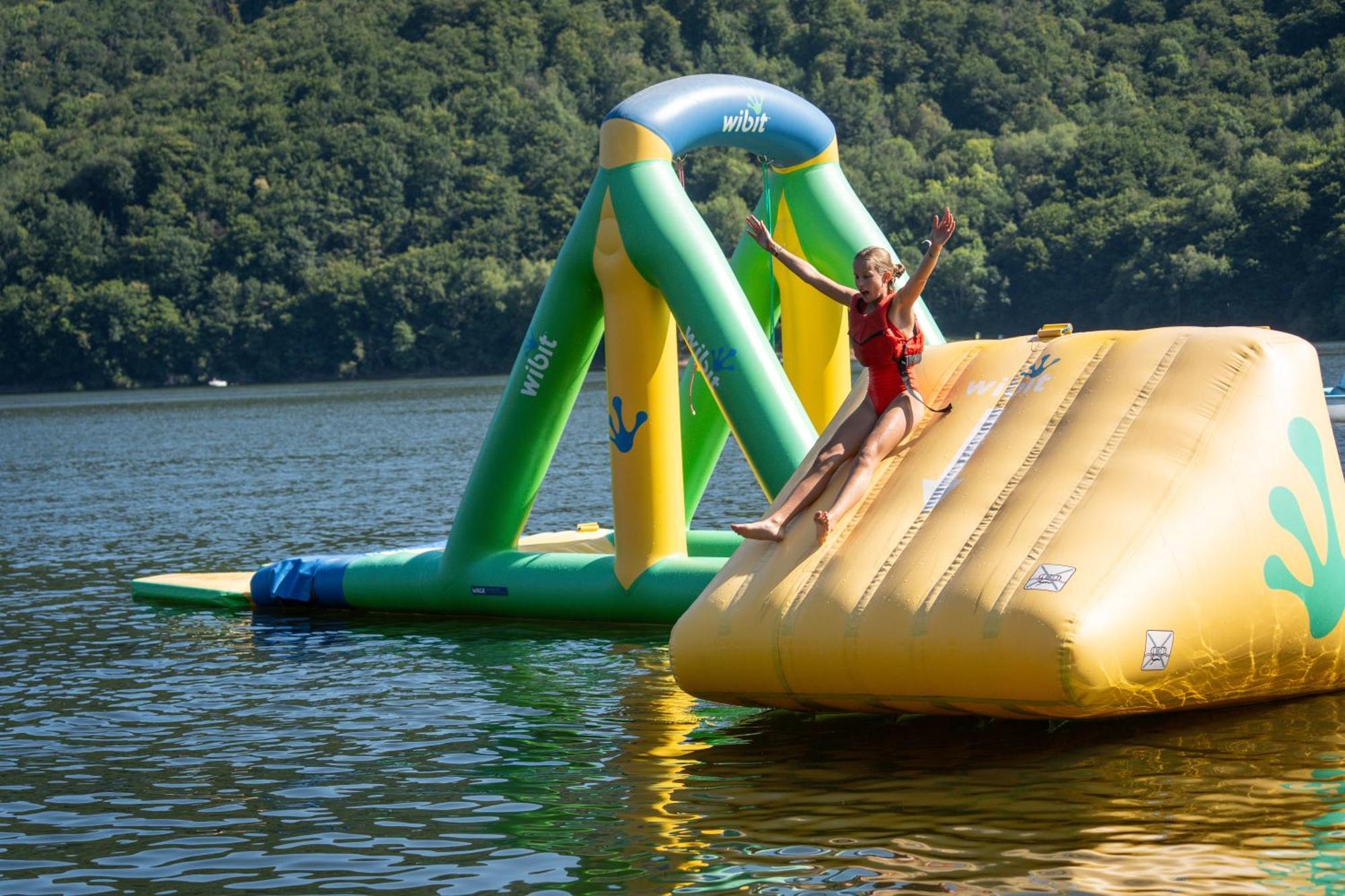 Camping La Source Therondels Extérieur photo