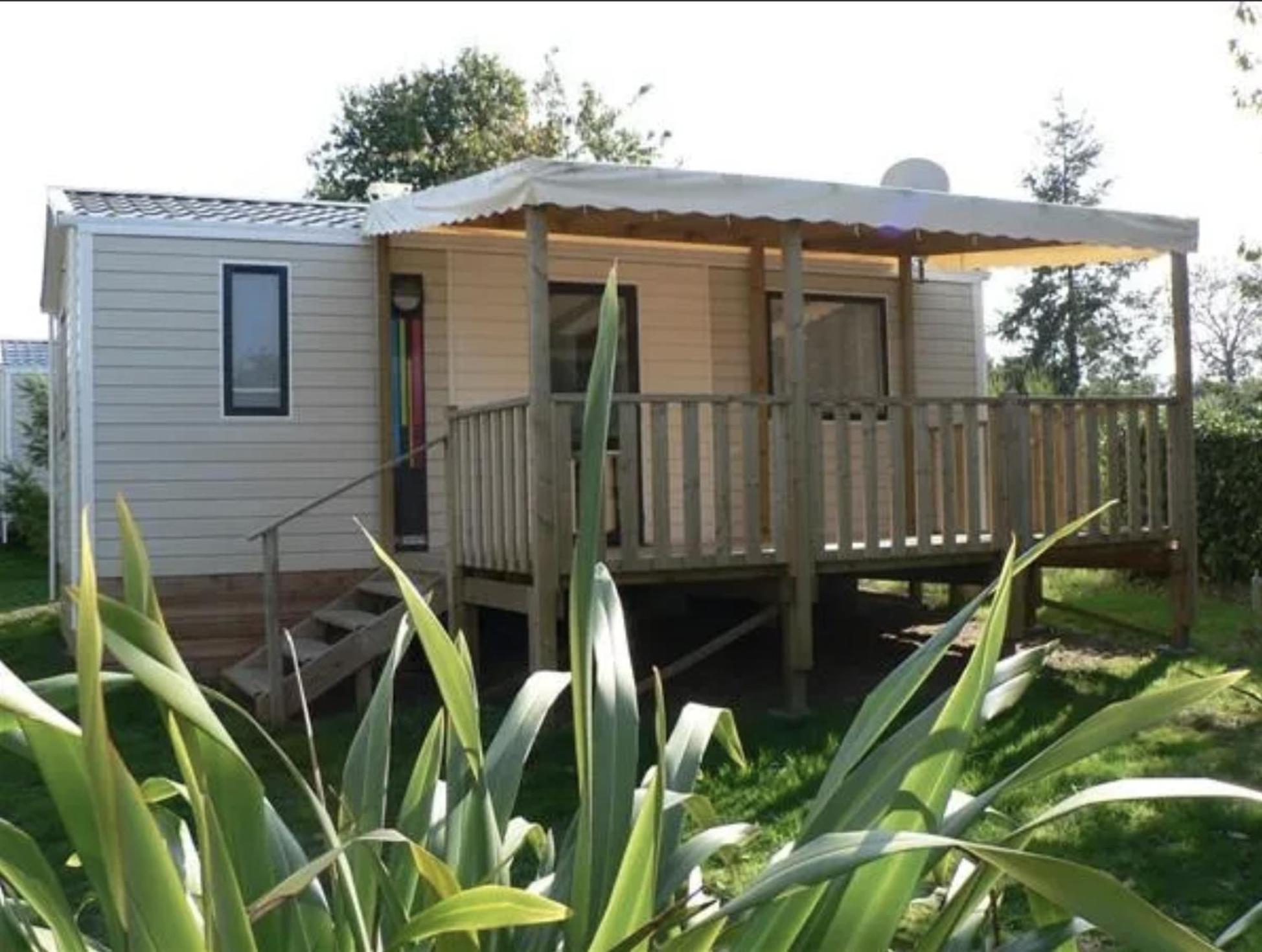 Camping La Source Therondels Chambre photo